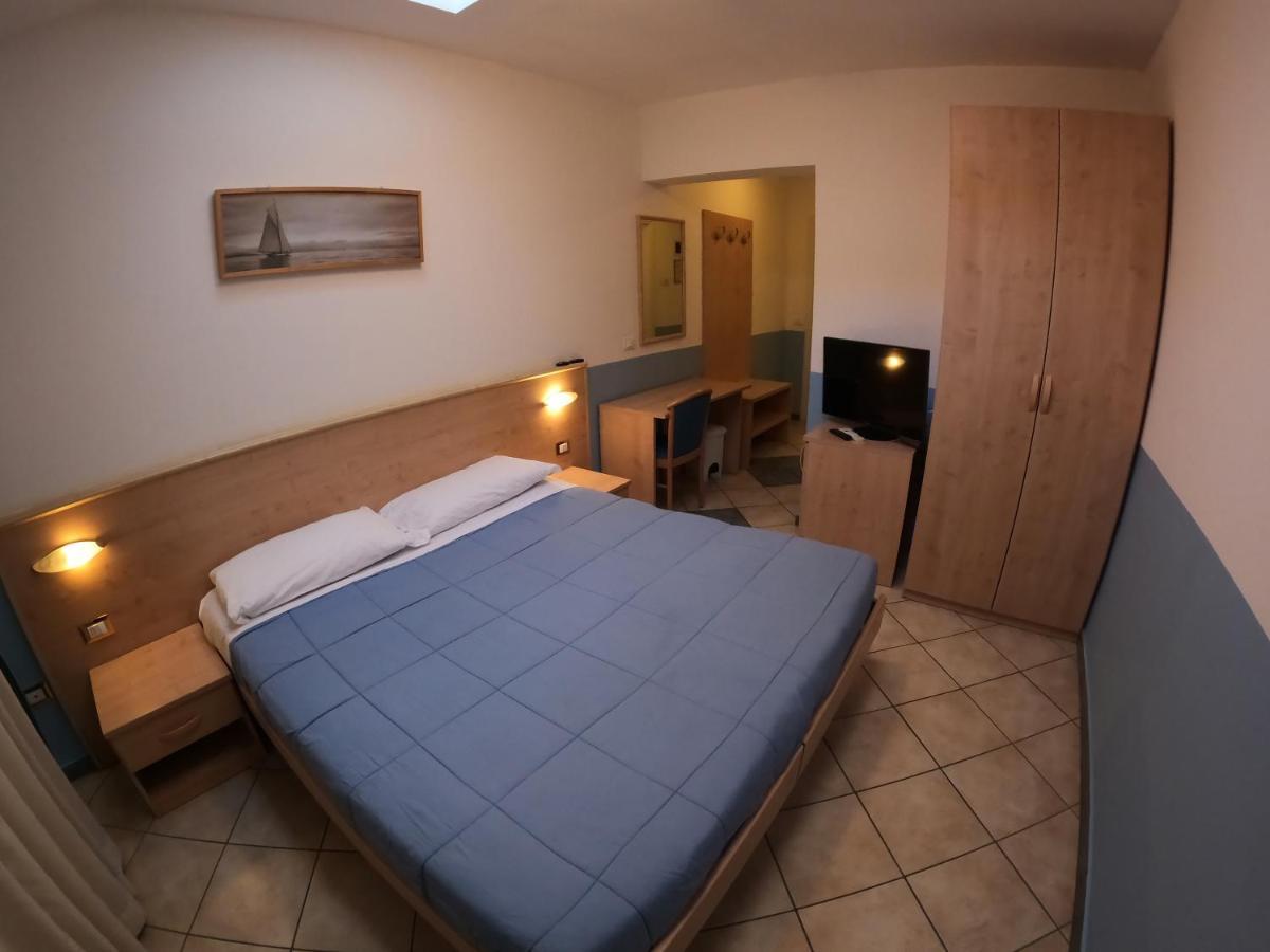 Albergo La Caravella Staranzano Luaran gambar